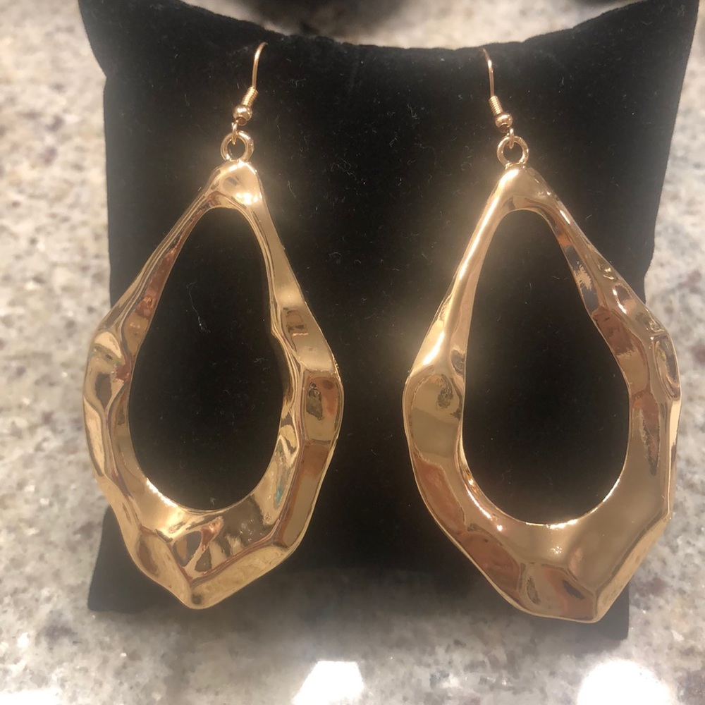 🌟 3/$30 Gold Abstract Earrings